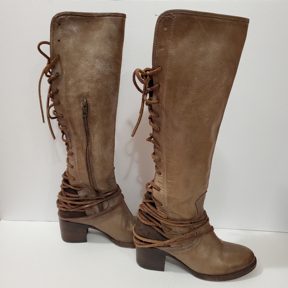 Freebird by Steven Shoes - Freebird by Steven - Coal lace up boots - Size 7 😍